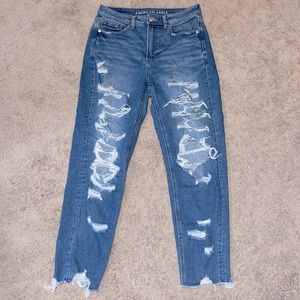 American Eagle Distressed Mom Jean